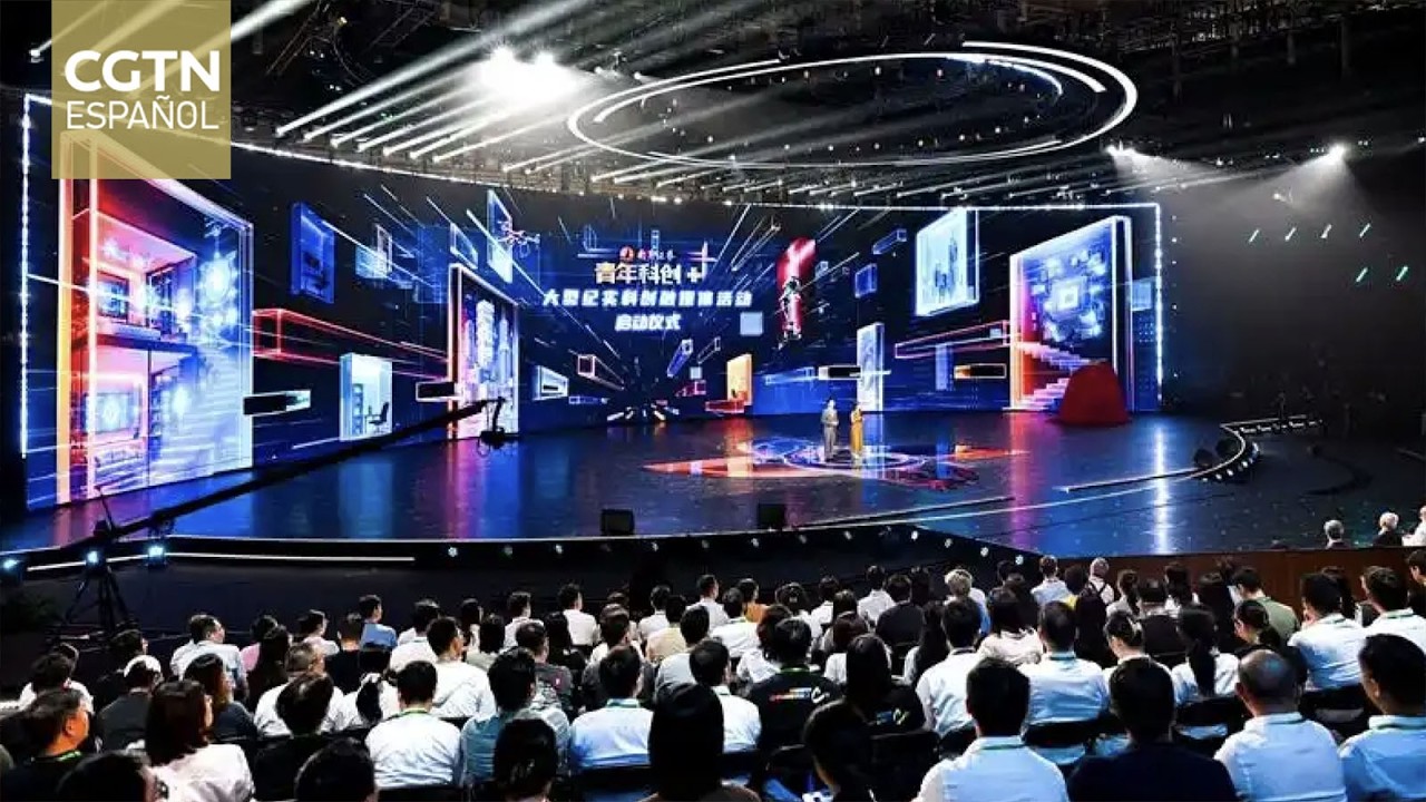 China lanza un programa para impulsar el talento científico y tecnológico joven