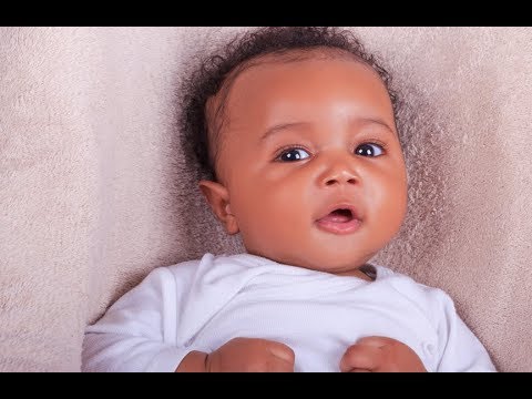 Ask an expert: When should a baby start smiling? | EveryParentPBC.org