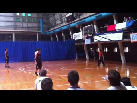 Oeste vs. Benito Nazar