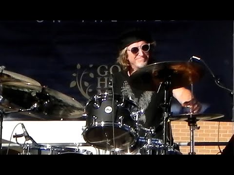 Bowen Brown video