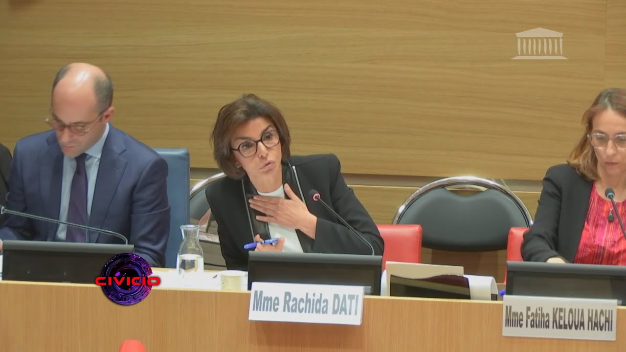 Caron détruit Rachida Dati elle Craque en audition