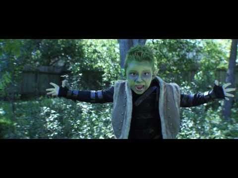 Blade Singer: A Fantasy Novel (Book Trailer)