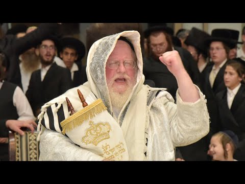Hakafos Shniyos With Sassover Rebbe - 2017/5778