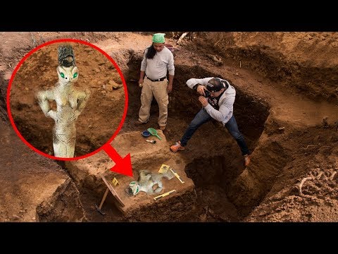 STRANGE Ancient Archaeological Artifacts Discovered!