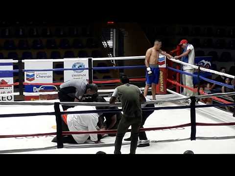 Fonseca propina fulminante nocaut a Lanzas en el primer round