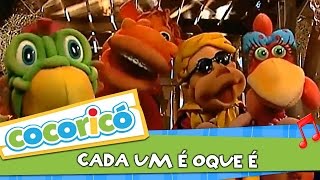 Cada um É o Que É Music Video