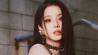 JISOO - Earthquake