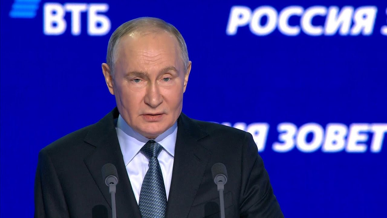 «Это не призыв, не пожелание, а руководство к действию!»: Путин призвал сдерживать инфляцию в России