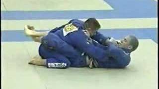 Comprido vs Macaco circa 2002