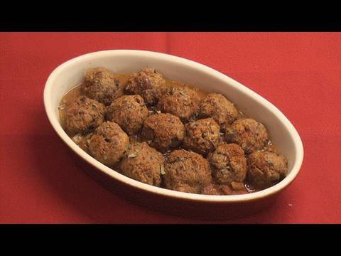 Basic Low-Fat Meatballs in Tomato Sauce Recipe