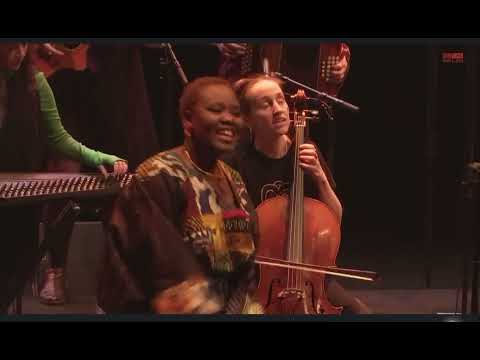 COUMBIS SORRA sur la grande Scène de L’Essonne en France (Ethnofonik 2024)…