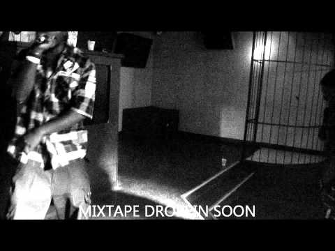 benji frank performing @club drink