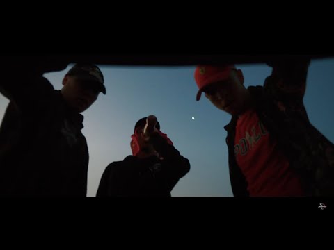 7 Pies Bajo Tierra -  Silveezy Ft. Jim Rose x Tomy Flow (Video Oficial)