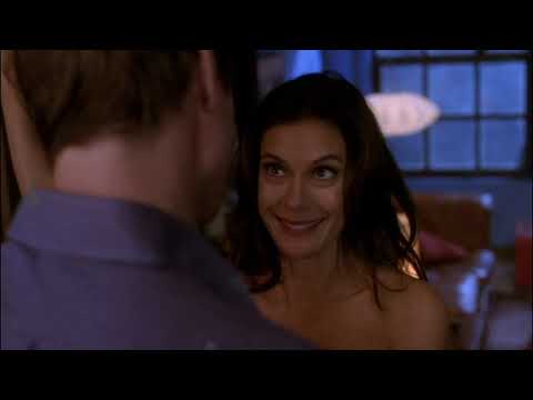 Susan Finds Jackson's Painting Of Her - Desperate Housewives 5x07 Scene