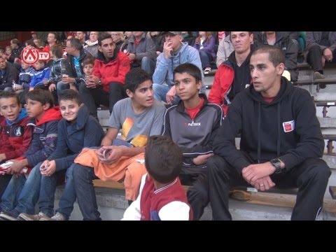 Winnaars 1 jaar gratis stuwen de kerels vooruit. // KV Kortrijk 2013-2014