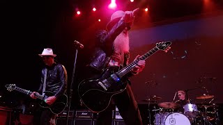Video thumbnail for A Little Thunder - Add a Powerful Bass Signal to your Acoustic and Electric Guitars by A Little Thunder