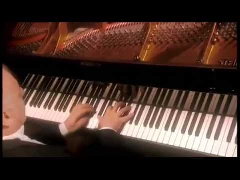 Beethoven | Piano Sonata No. 14 "Moonlight" in C sharp minor | Daniel Barenboim