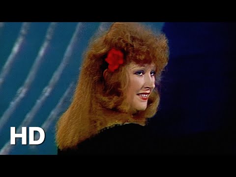 Алла Пугачёва - Звездное лето (Official HD Video) [Песня года 1979]