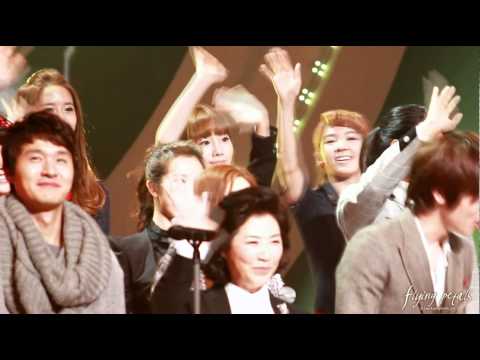 [Fancam] 101106 Nice YoonTaeHyo @ G20 Hope Road Concert