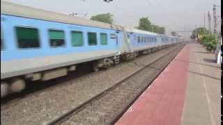 preview picture of video '132 KMPH 12019 HWH WAP-4  HOWRAH RANCHI SHATABDI EXPRESS'