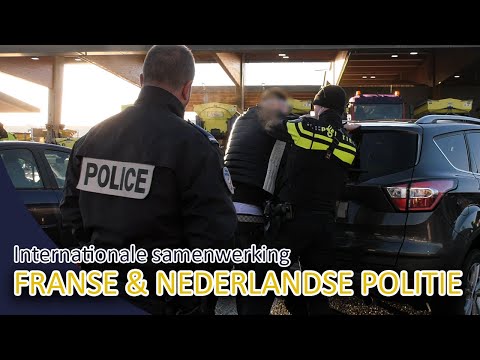 Politie - Franse en Nederlandse politie doen samen een controle - Delft - Politievlogger Jan-Willem