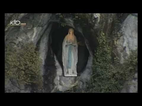 Chapelet à Lourdes