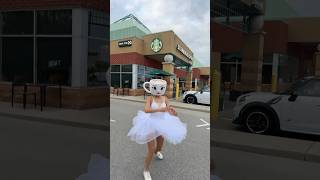 BALLERINA CAPPUCCINA AT STARBUCKS!!
