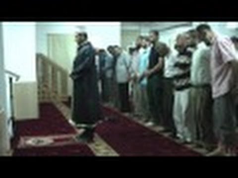 Namazi i Jacise dhe Teravite ne xhamine tek ish Restorant Durresi