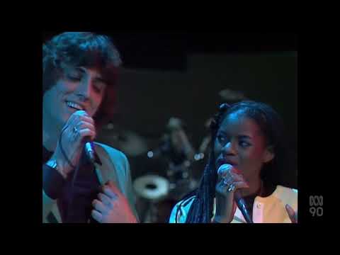 Jon English & Marcia Hines - You've Lost That Loving Feeling (live on Parkinson)