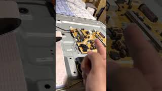 Samsung 55 inch TV repair / Reboot loop / SCREEN shutting off - Solution