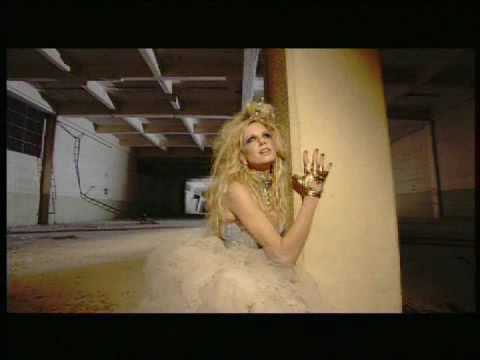 Νάνσυ Αλεξιάδη - Κομμάτια | Nancy Alexiadi - Kommatia (Official Music Video HD)