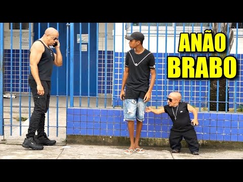 PEGADINHA: ENCONTREI O ALV0 COM UM ANÃO NERVOSO - MEU  IRMÃO