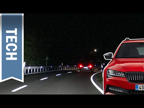 LED-Matrix-Scheinwerfer im Skoda Superb mit dynamischem Fernlichtassistent im Test & Nachtfahrt