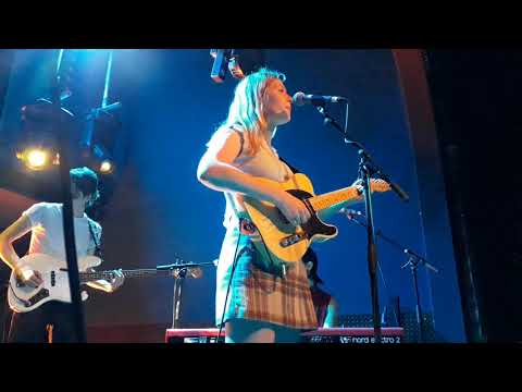 Julia Jacklin "Eastwick" Live Paris 2019