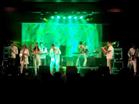 Hugo Čáves Orchestra - Agent tetris