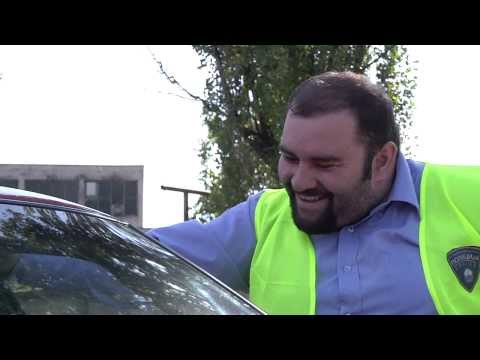 POLICI KORUPTUAR - Humor nga emisioni 3T