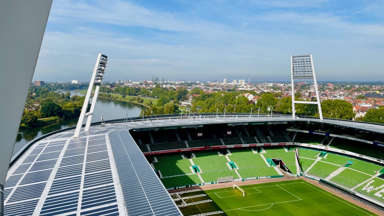 Live webcam view of Weser-Stadion Rooftop Skyline Panorama