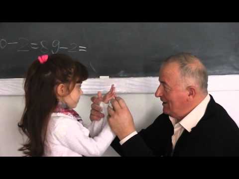 Operatii cu numere - Adunari si Scaderi pe degetele cu nepotica mea Maria (5 ani) - Gradinita