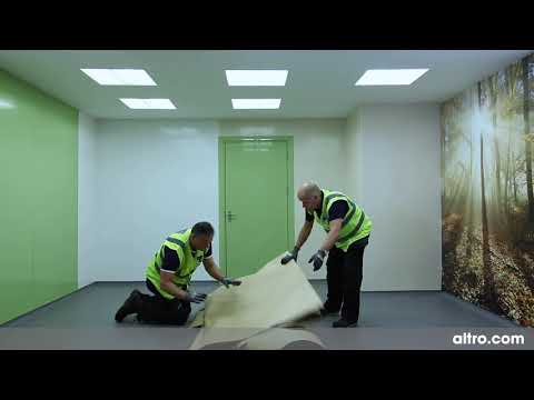 Altro walls installation 09: Finishing details