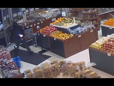 NYPD Seeking Suspect for Throwing Molotov Cocktail Into Grocery Store