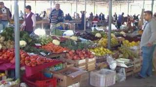 preview picture of video 'Gocek Market Nov 2009'