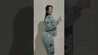 Download lagu asupan pasukan cols 51 #goyang #tante #gemoy #pulen #bajudinasmalam #viralshort #trendingshorts mp3