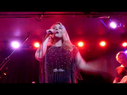 "Control" - Mollie Marriott @ The Water Rats, London 05 Jul 2018.
