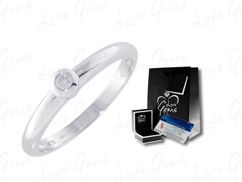 9ct White Gold Diamond Solitaire Ring