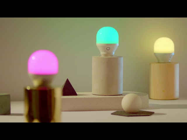 LIFX Mini Colour & White Pack 4 Lâmpadas LED WiFi 9W E27 RGB video