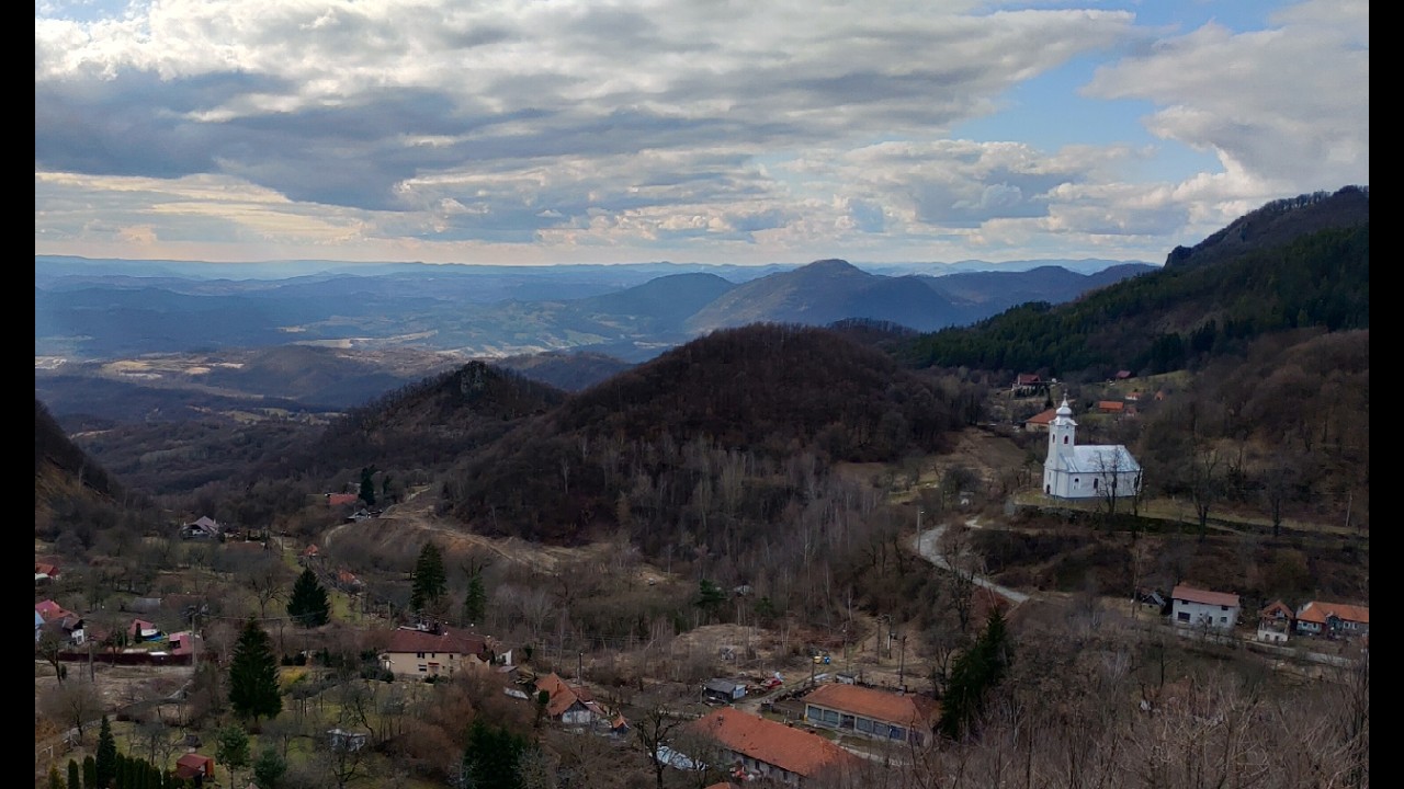 Live webcam view of Cámara del Sendero de Vida Salvaje