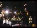 Andy Harlow Performs "Tin Tin Deo" Live in Puerto Rico