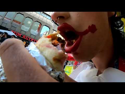 GUCK MICH (NICHT) AN! 2025 directed Ben Menze (Bäh Bizarr)