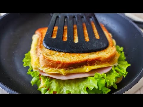 I have never eaten such delicious eggs! I cook in a matter of minutes! Breakfast!