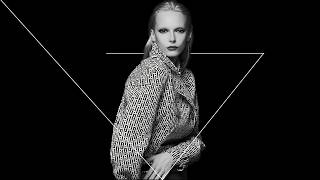 ALEX CONSANI | Model Moments | Catwalk Runway Collection